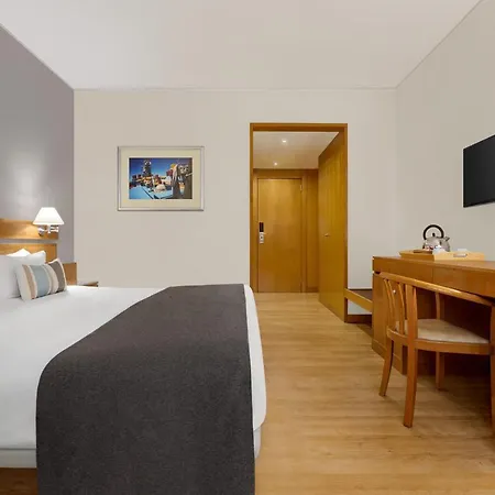 מלון Tryp By Wyndham Parque מונטיז'ו