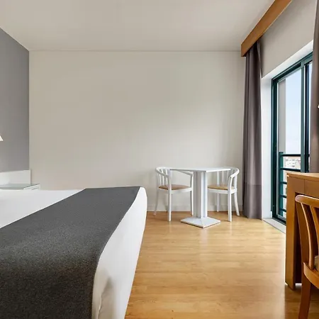 Tryp By Wyndham Parque Montijo