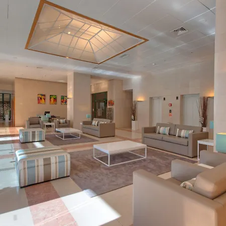 Tryp By Wyndham Parque