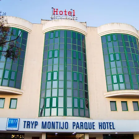 Tryp By Wyndham Parque מונטיז'ו