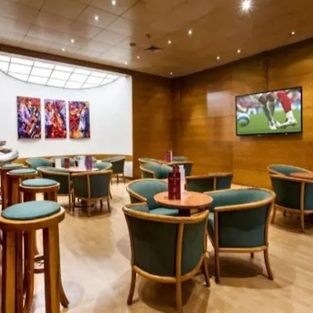 Hotel Tryp By Wyndham Parque