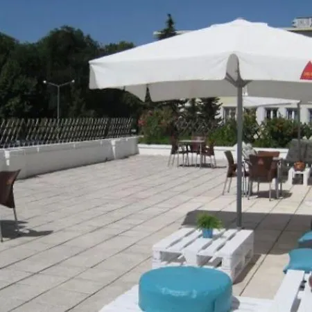 Hotel Tryp By Wyndham Parque 4*