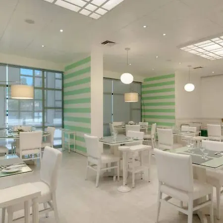 Tryp By Wyndham Parque 4* Montijo