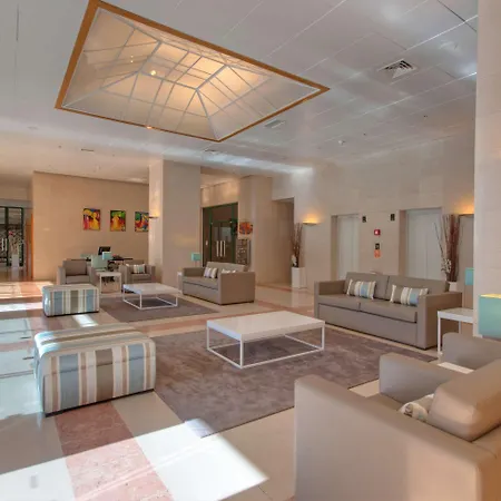 Tryp By Wyndham Parque Hotel