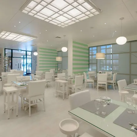 Hotell Tryp By Wyndham Parque Montijo