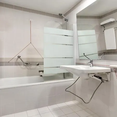Tryp By Wyndham Parque Hotel 4*