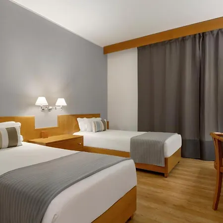 Tryp By Wyndham Parque Hotel Montijo