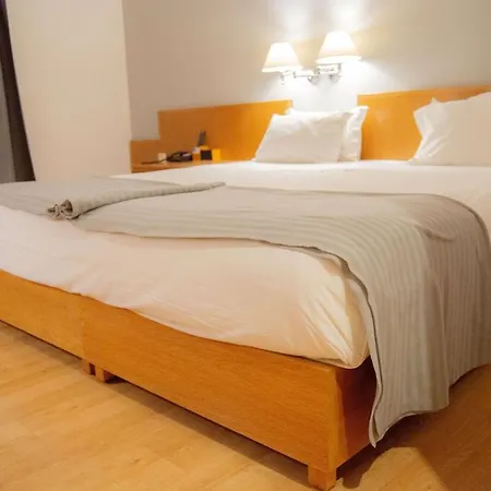 Hotell Tryp By Wyndham Parque