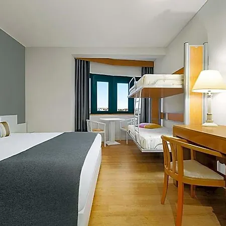 Hotel Tryp By Wyndham Parque