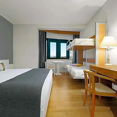 Tryp By Wyndham Parque Hotel 4*
