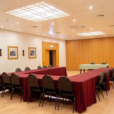 Szálloda Tryp By Wyndham Parque 4*