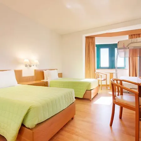 Tryp By Wyndham Parque Hotel Montijo