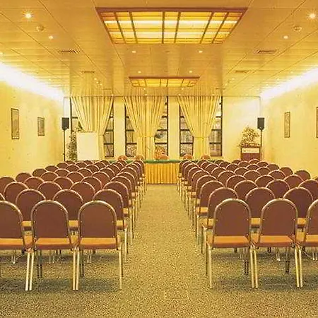 Tryp By Wyndham Parque Hotel 4*