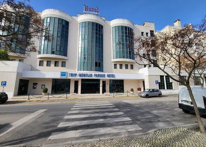 Ξενοδοχείο Tryp By Wyndham Parque 4*