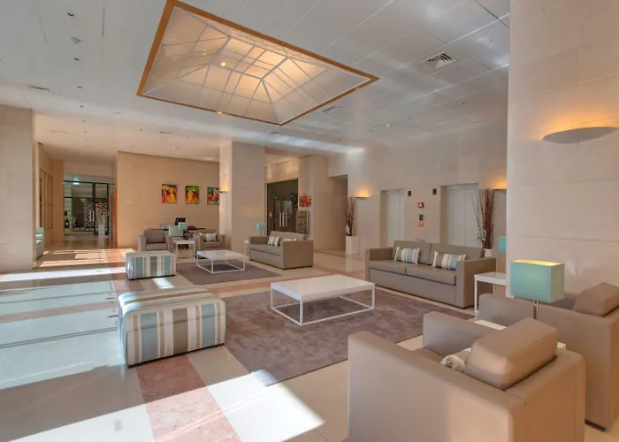 Tryp By Wyndham Parque