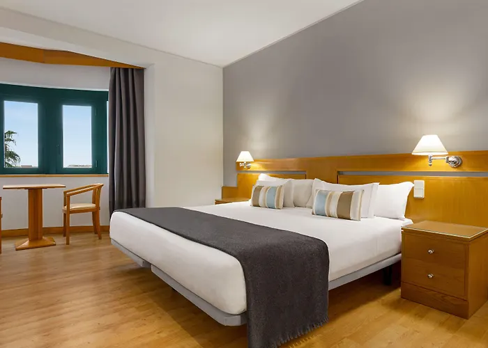 Tryp By Wyndham Parque Hotel 4*